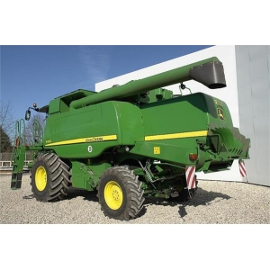 John Deere W550