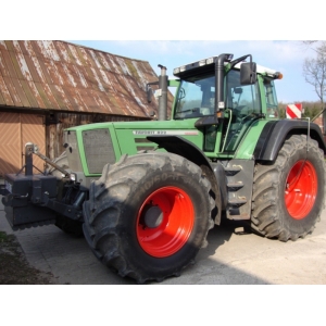 Fendt Favorit 822