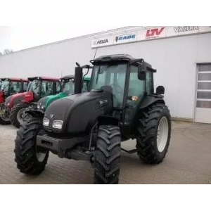 Valtra A83