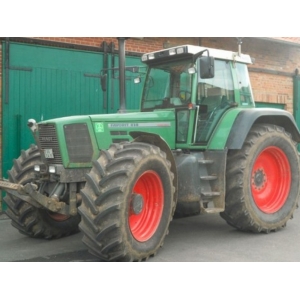 Fendt Favorit 818