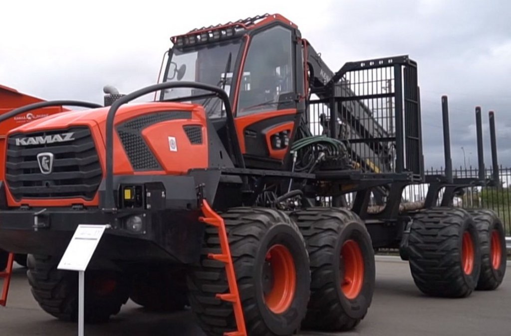 Форвардер КамАЗ-1010